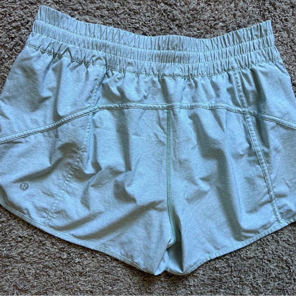Lululemon Tracker 4 way Stretch Light Blue Shorts 14